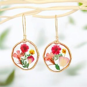 New Dried flower handmade resin earrings, Pressed real flower hoop earrings